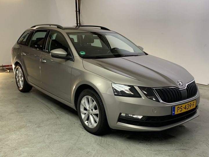 Photo 4 VIN: TMBJG9NE5J0134545 - SKODA OCTAVIA 