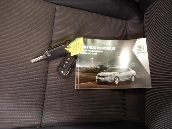 Photo 16 VIN: TMBJG9NE5J0346779 - SKODA OCTAVIA 