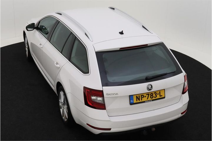 Photo 4 VIN: TMBJG9NE7J0028405 - SKODA OCTAVIA 