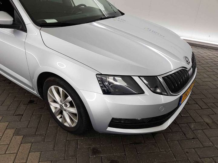 Photo 18 VIN: TMBJG9NE7J0125121 - SKODA OCTAVIA 