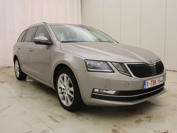 Photo 8 VIN: TMBJG9NE7J0155509 - SKODA OCTAVIA 