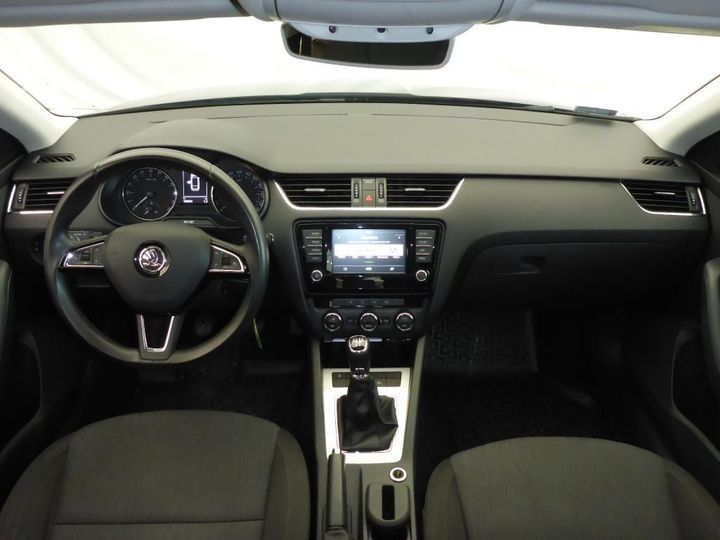 Photo 5 VIN: TMBJG9NE8H0083035 - SKODA OCTAVIA 