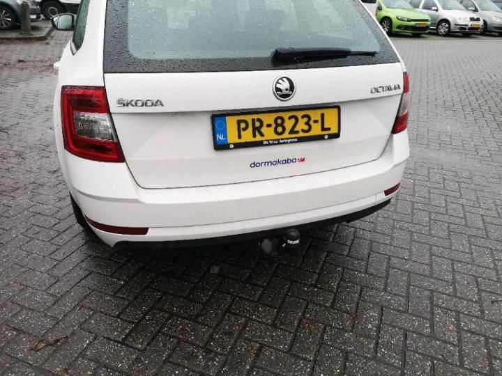 Photo 15 VIN: TMBJG9NE8J0123216 - SKODA OCTAVIA 