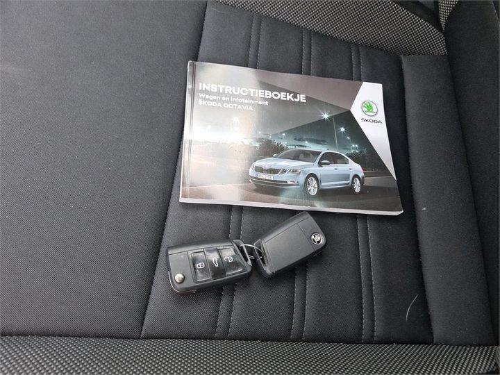 Photo 14 VIN: TMBJG9NE8J0250533 - SKODA OCTAVIA 