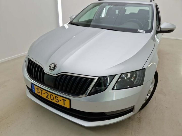 Photo 5 VIN: TMBJG9NE8J0334562 - SKODA OCTAVIA 