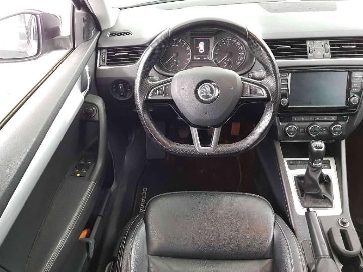 Photo 7 VIN: TMBJG9NE9G0243387 - SKODA OCTAVIA 