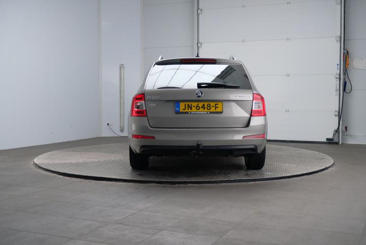 Photo 4 VIN: TMBJG9NE9G0245723 - SKODA OCTAVIA 