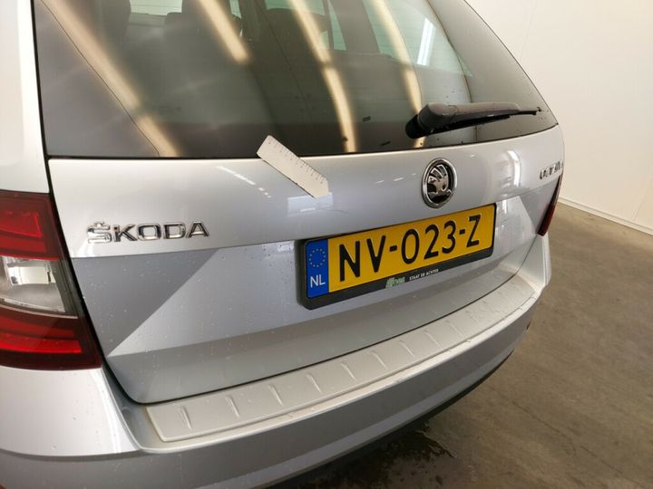 Photo 11 VIN: TMBJG9NE9J0059350 - SKODA OCTAVIA 