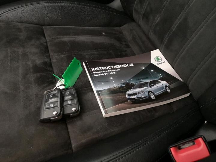 Photo 4 VIN: TMBJG9NE9J0169704 - SKODA OCTAVIA 