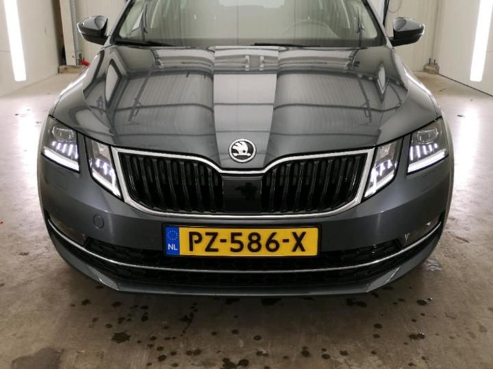 Photo 5 VIN: TMBJG9NE9J0169704 - SKODA OCTAVIA 