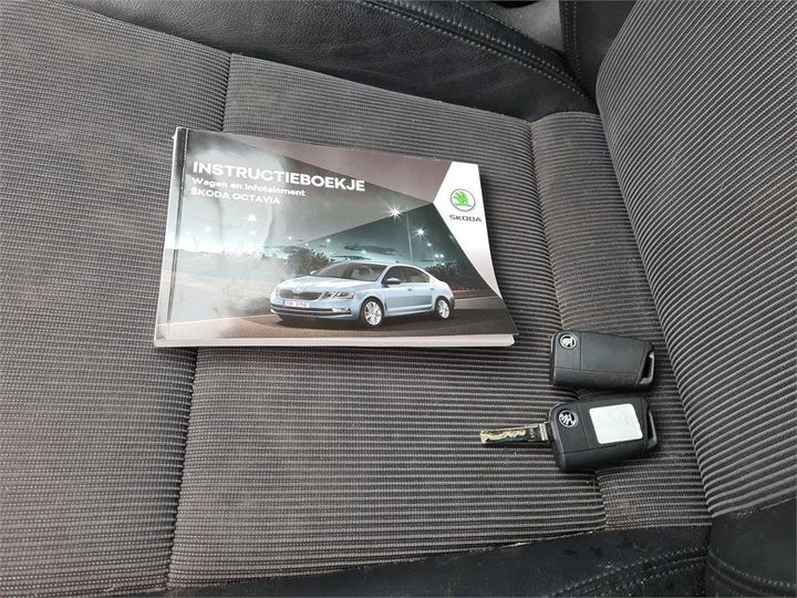 Photo 14 VIN: TMBJG9NE9J0215760 - SKODA OCTAVIA 