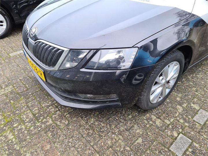 Photo 23 VIN: TMBJG9NE9J0215760 - SKODA OCTAVIA 