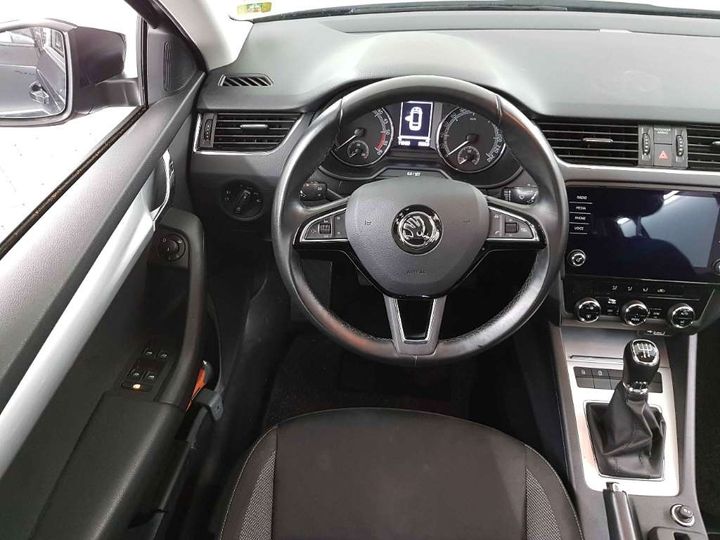 Photo 7 VIN: TMBJG9NE9J0372494 - SKODA OCTAVIA 