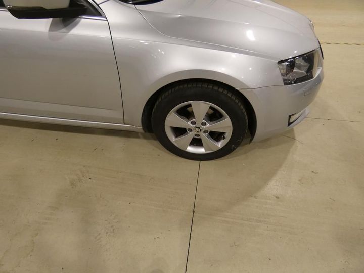 Photo 31 VIN: TMBJG9NEXF0214933 - SKODA OCTAVIA 