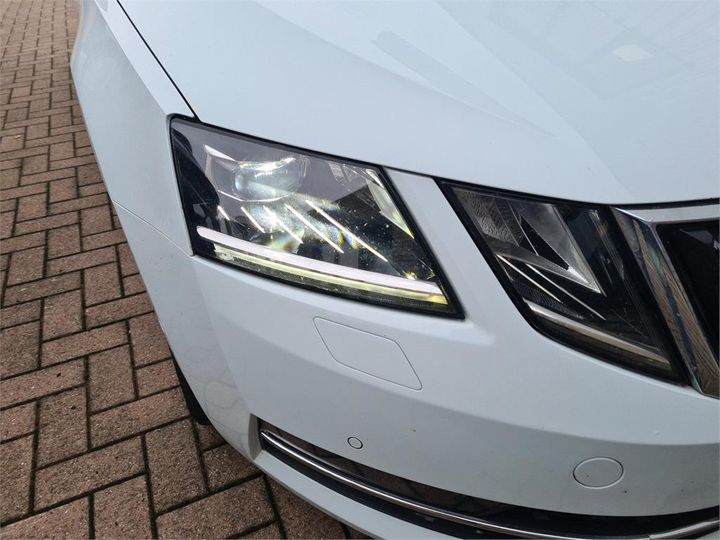 Photo 11 VIN: TMBJG9NEXJ0106126 - SKODA OCTAVIA 