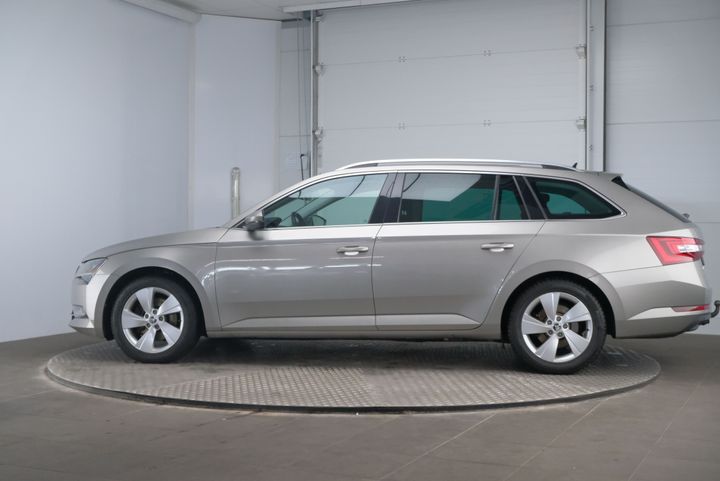 Photo 2 VIN: TMBJG9NP0H7505419 - SKODA SUPERB 