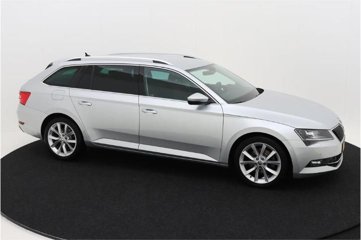 Photo 4 VIN: TMBJG9NP0H7532488 - SKODA SUPERB COMBI 