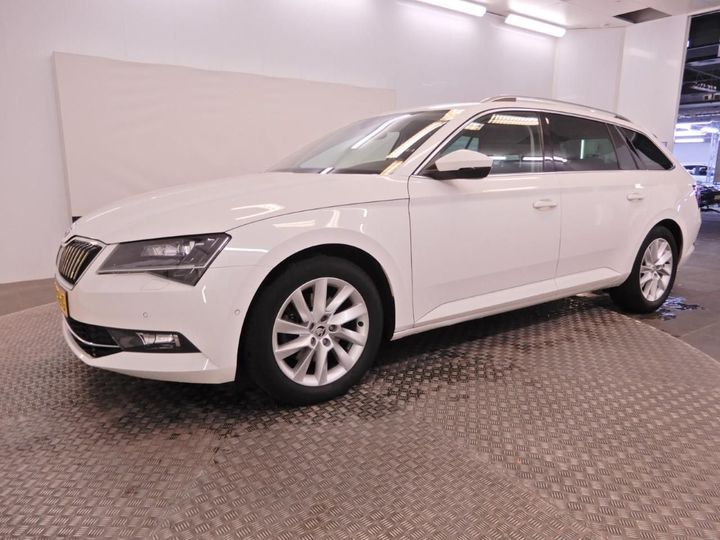 Photo 1 VIN: TMBJG9NP0J7541536 - SKODA SUPERB 