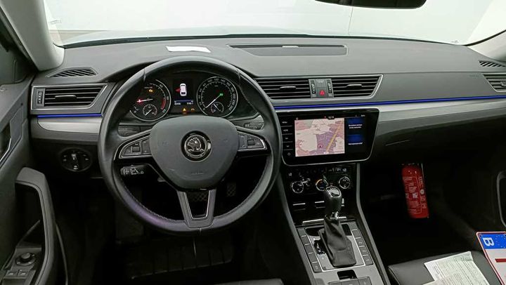 Photo 9 VIN: TMBJG9NP0J7567456 - SKODA SUPERB 