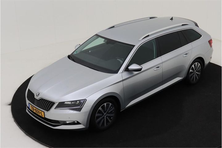 Photo 1 VIN: TMBJG9NP0J7579736 - SKODA SUPERB 