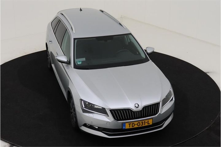 Photo 2 VIN: TMBJG9NP0J7579736 - SKODA SUPERB 