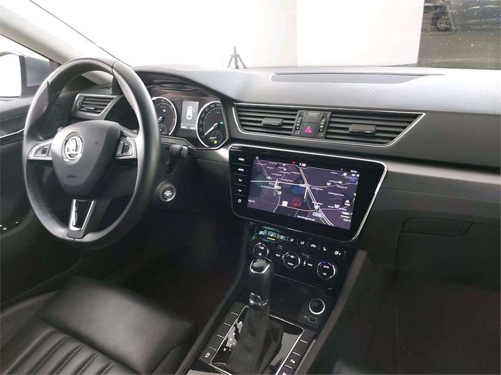 Photo 5 VIN: TMBJG9NP0J7606868 - SKODA SUPERB COMBI 