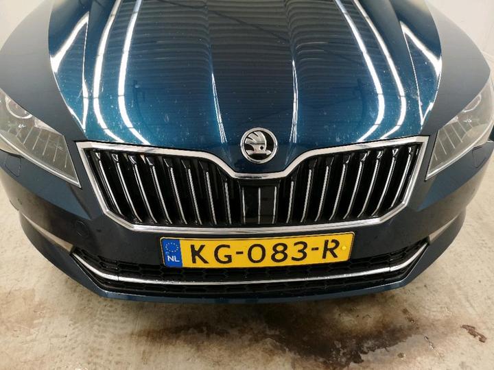 Photo 11 VIN: TMBJG9NP1H7019511 - SKODA SUPERB 