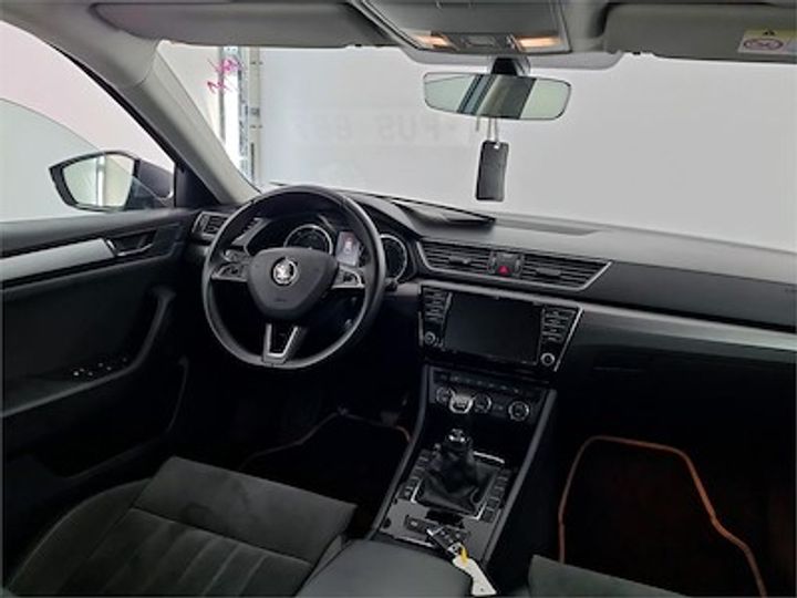 Photo 8 VIN: TMBJG9NP1H7027138 - SKODA SUPERB 