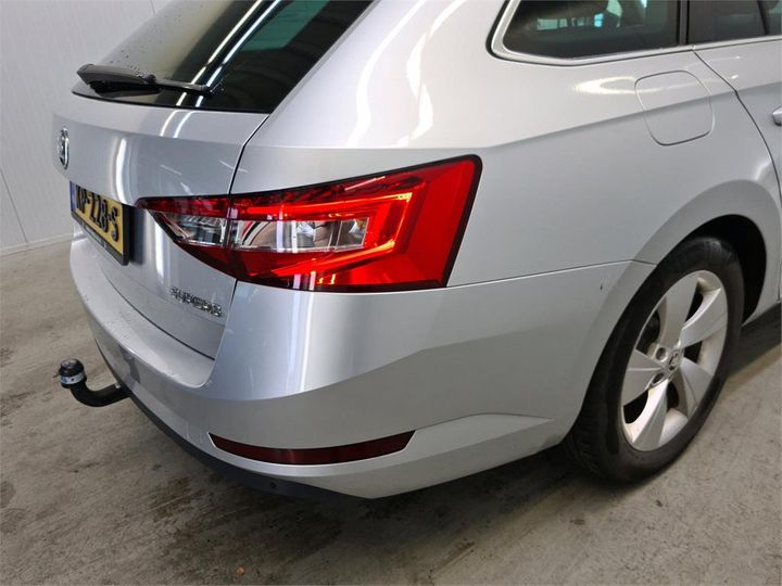 Photo 21 VIN: TMBJG9NP1H7037362 - SKODA SUPERB 