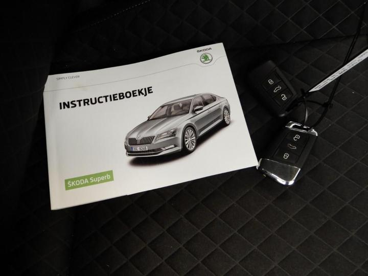 Photo 17 VIN: TMBJG9NP1H7045431 - SKODA SUPERB 