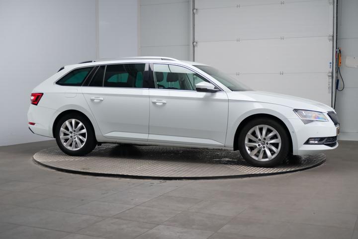 Photo 5 VIN: TMBJG9NP1H7045431 - SKODA SUPERB 