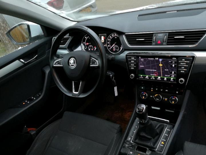 Photo 6 VIN: TMBJG9NP1H7511021 - SKODA SUPERB 