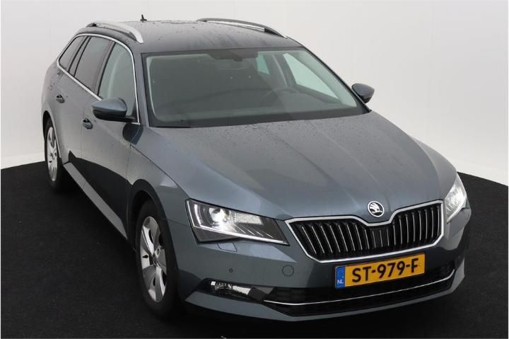 Photo 2 VIN: TMBJG9NP1J7512577 - SKODA SUPERB 