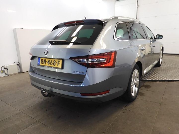 Photo 2 VIN: TMBJG9NP1J7533560 - SKODA SUPERB 