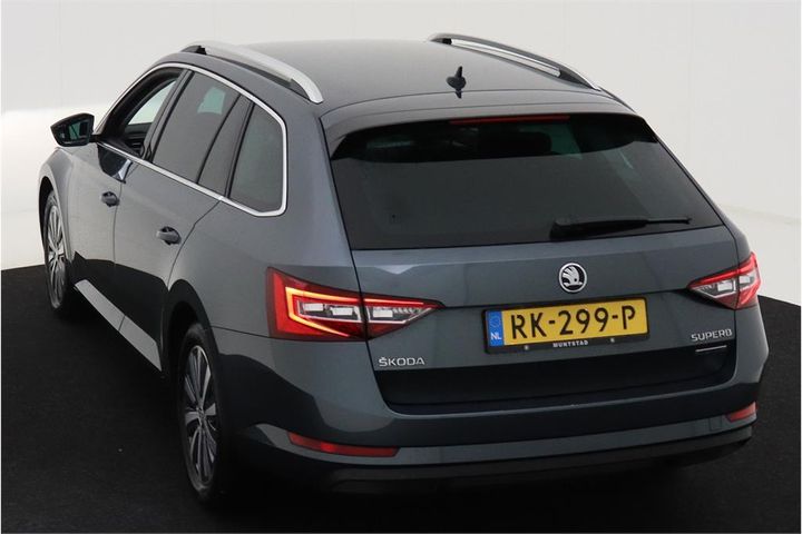 Photo 4 VIN: TMBJG9NP1J7547135 - SKODA SUPERB 