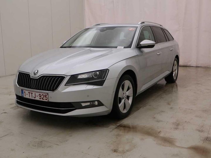 Photo 1 VIN: TMBJG9NP1J7566476 - SKODA SUPERB 