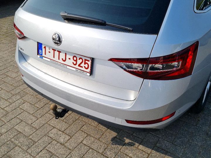 Photo 30 VIN: TMBJG9NP1J7566476 - SKODA SUPERB 