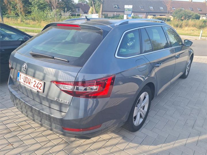 Photo 2 VIN: TMBJG9NP1J7585691 - SKODA SUPERB 