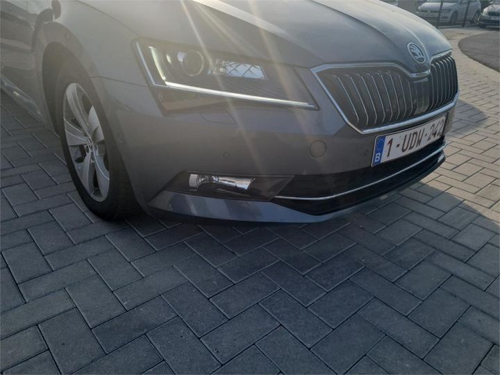 Photo 35 VIN: TMBJG9NP1J7585691 - SKODA SUPERB 