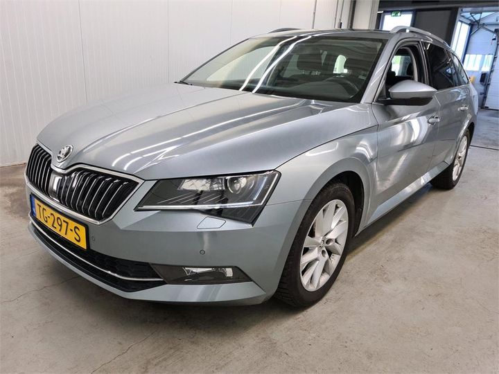 Photo 1 VIN: TMBJG9NP1J7606295 - SKODA SUPERB 