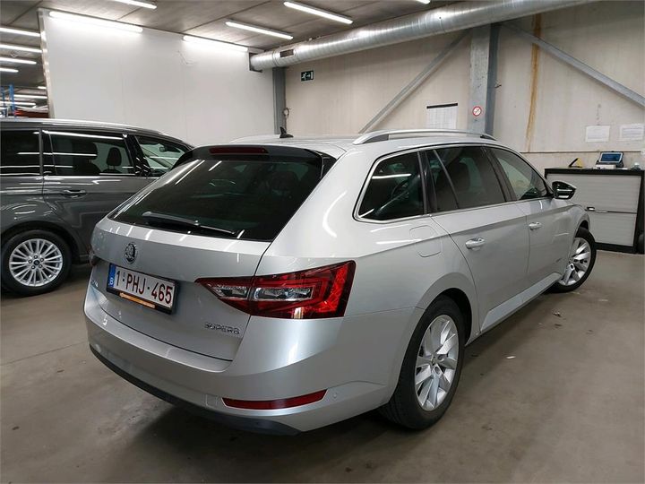 Photo 2 VIN: TMBJG9NP2H7009232 - SKODA SUPERB 