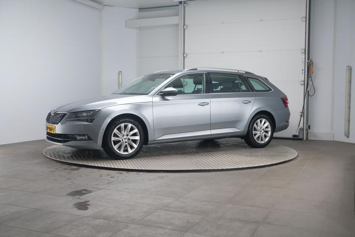 Photo 1 VIN: TMBJG9NP2H7035118 - SKODA SUPERB 