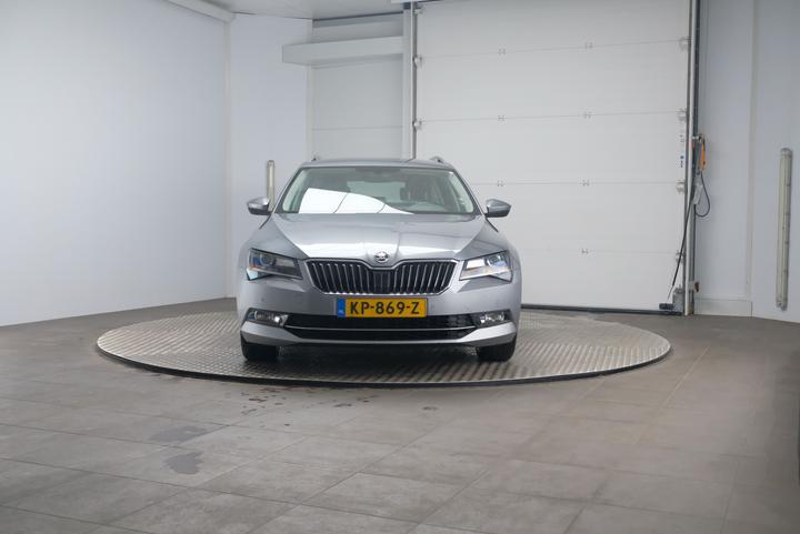 Photo 6 VIN: TMBJG9NP2H7035118 - SKODA SUPERB 