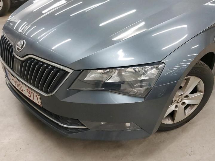 Photo 18 VIN: TMBJG9NP2H7501260 - SKODA SUPERB 