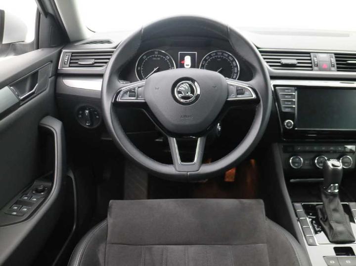 Photo 9 VIN: TMBJG9NP2H7512131 - SKODA SUPERB 