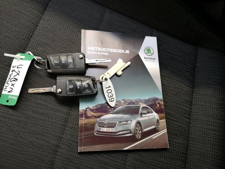 Photo 9 VIN: TMBJG9NP2H7550863 - SKODA SUPERB 