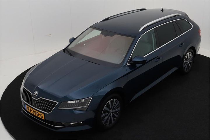 Photo 1 VIN: TMBJG9NP2J7547483 - SKODA SUPERB 