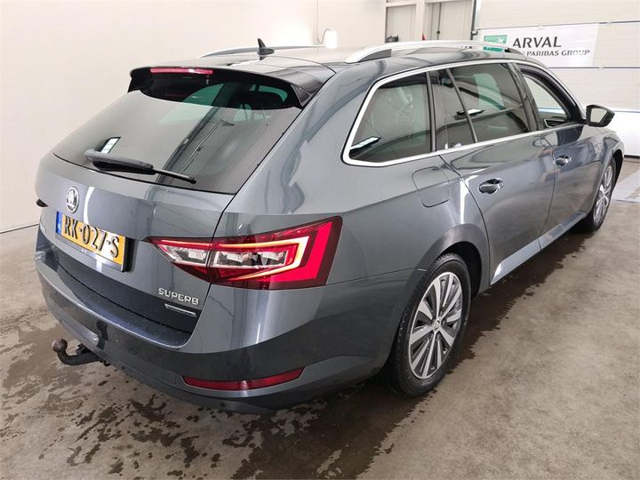 Photo 2 VIN: TMBJG9NP2J7550061 - SKODA SUPERB 