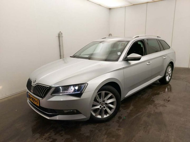 Photo 0 VIN: TMBJG9NP2J7550822 - SKODA SUPERB 