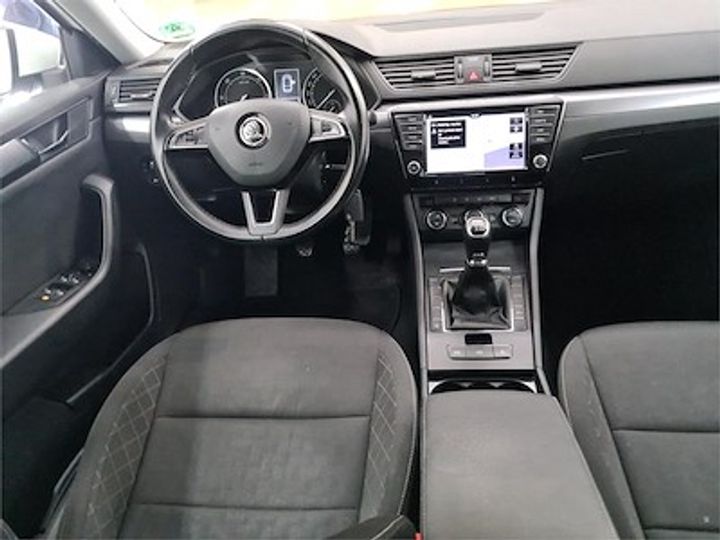 Photo 8 VIN: TMBJG9NP3H7502627 - SKODA SUPERB 